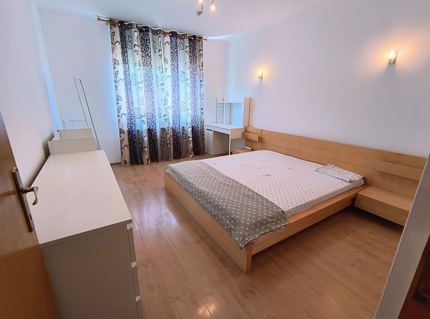 Vila Complex The CLASS,- rond OMV Pipera- curte - Poză 13