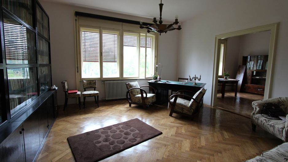 Apartament spatios 3 camere,zona medicina - Poză 4