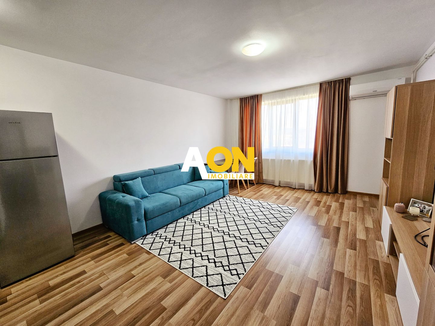 Apartament 2 camere, mobilat, utilat, cu lift, bloc nou, Centru - Poză 2