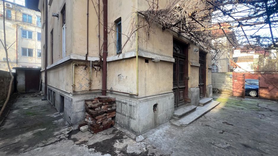 Casa individuala de vanzare Piata Victoriei POTENTIAL INVESTITIONAL - Poză 5
