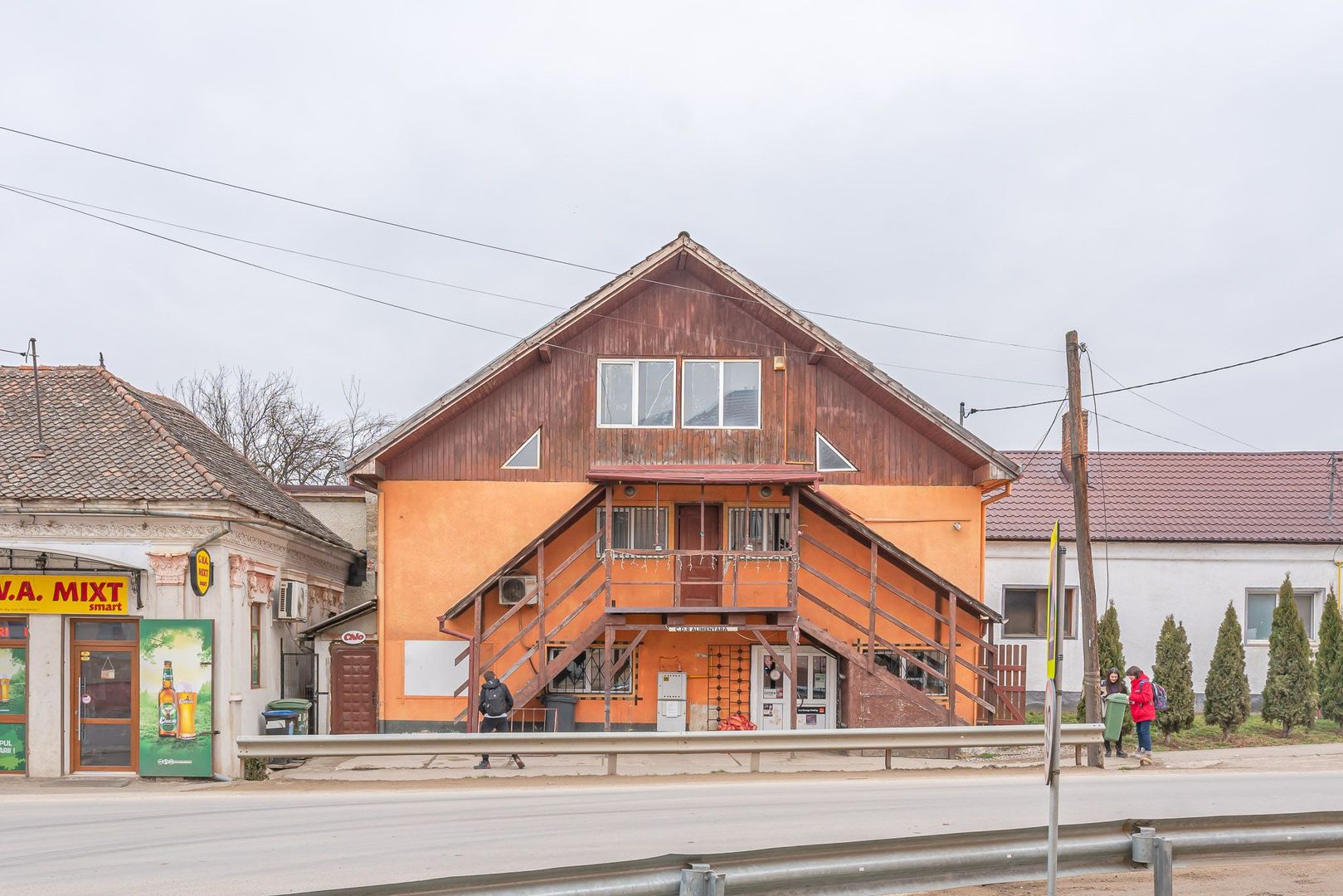 Casa transformată în spațiu comercial - Oportunitate de investitie! - Poză 1