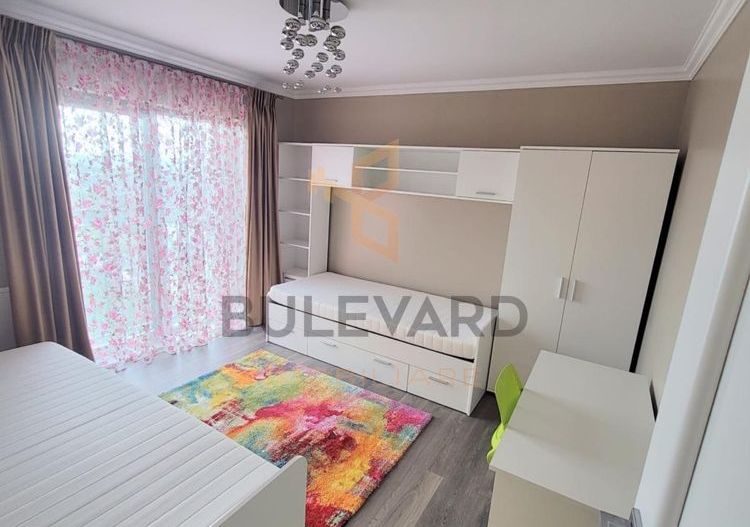 Casa de inchiriata cu Jacuzzi, zona Voronet - Poză 5