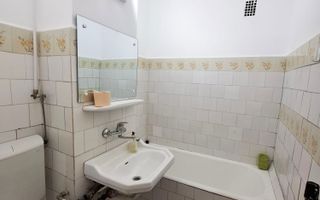 Garsoniera de vanzare, zona Lupeni - Poză 7