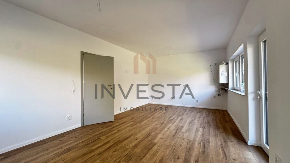 Casa tip duplex de vanzare, constructie noua, strada privata, Floresti - Poză 10