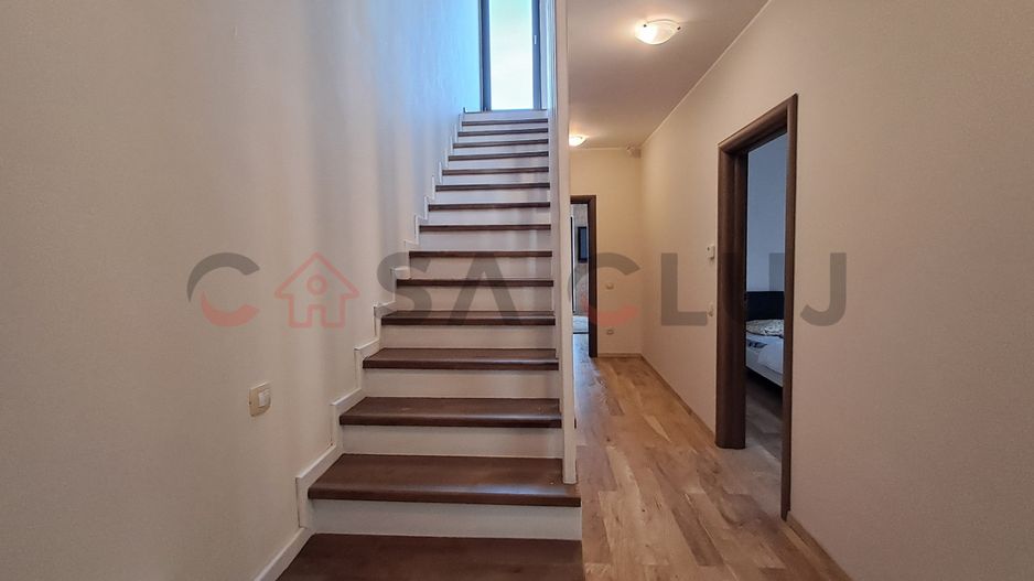 Duplex  La Cheie, 4 camere, 170 mp utili –Cartierul Europa!! - Poză 8
