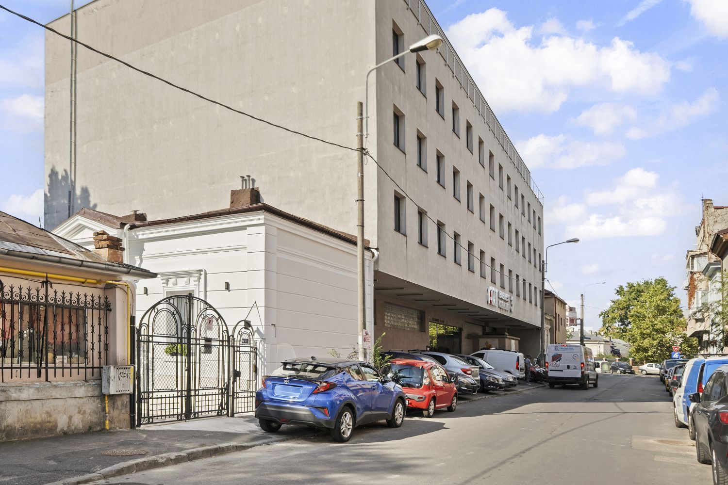 CASA COMPLET RENOVATA || 2 CAMERE|| 2 BAI || CENTRALA PROPRIE - Poză 17
