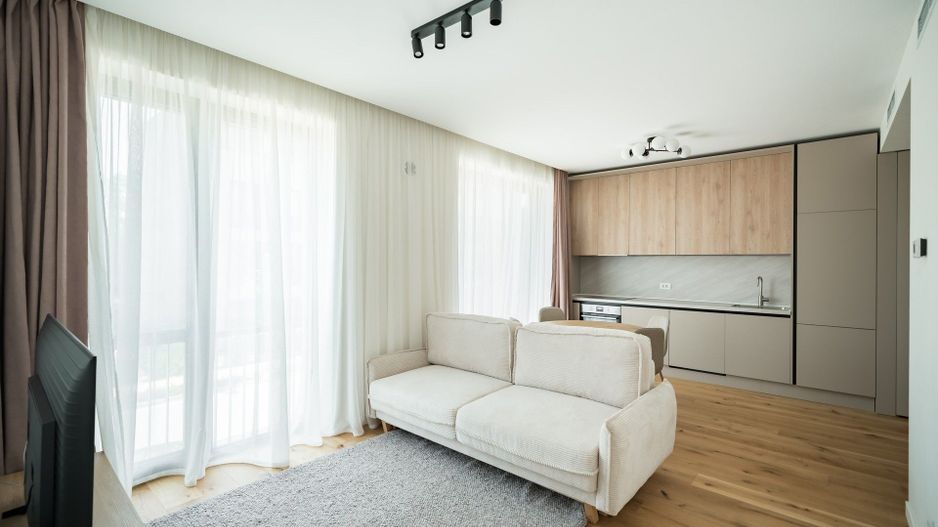 Apartament cu 2 camere mobilat in Amber Forest - Poză 10