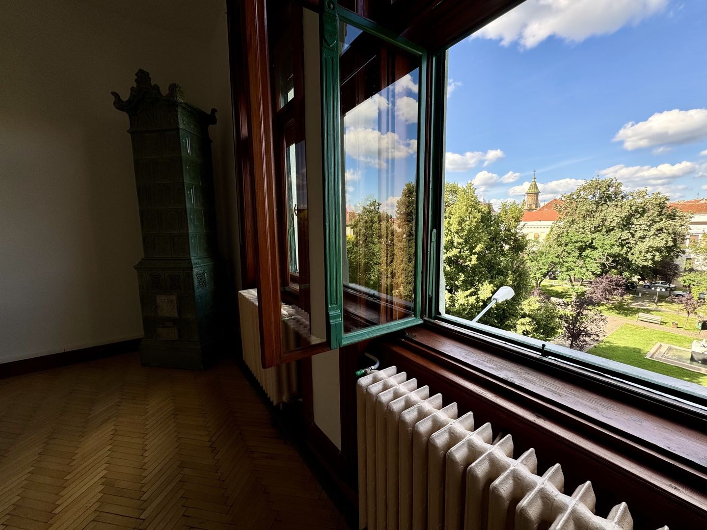 Apartament in clădire istorică P-ta Plevnei cu vedere parc - Poză 29