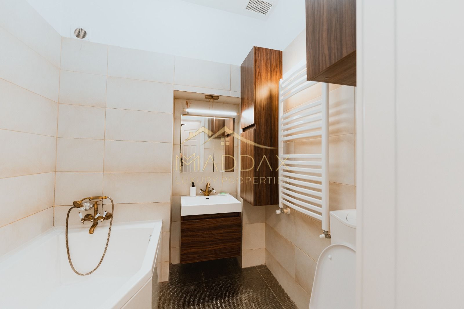 4 camere premium // duplex // Ideal birou cabinet // Calea Victoriei - Poză 46