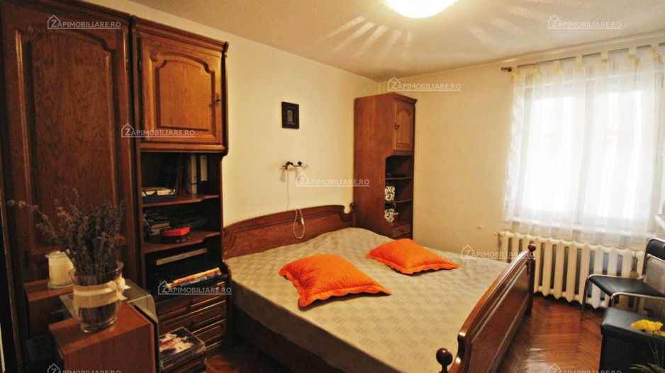 Tudor - Ap 3 cam - Etaj 1 cu balcon închis - Str. PandurilorZona Eon - Poză 4