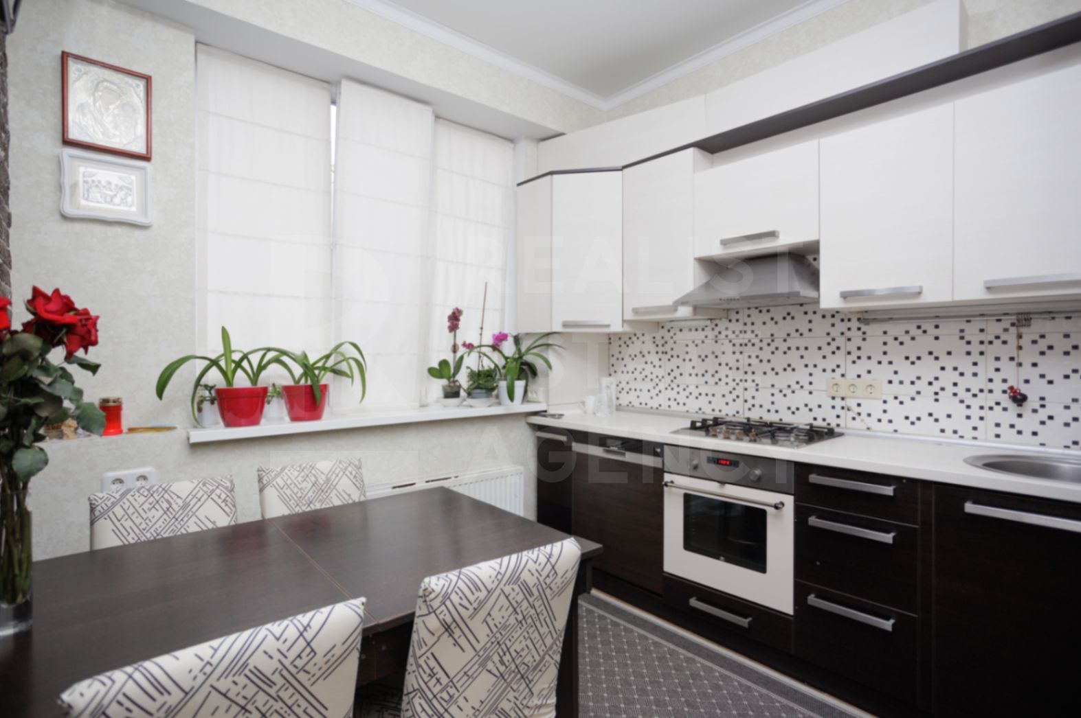 Vânzare, apartament, 3 camere,  str. Prigoreni, Botanica - Poză 1