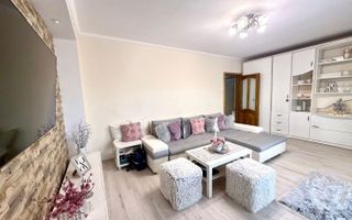 Apartament 2 camere de vânzare – etaj intermediar, garaj – Zona Mărășt - Poză 3