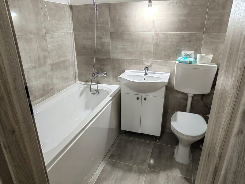 DECOMANDAT ! Garsoniera 52400 Euro metrou Berceni Biruintei - Poză 3