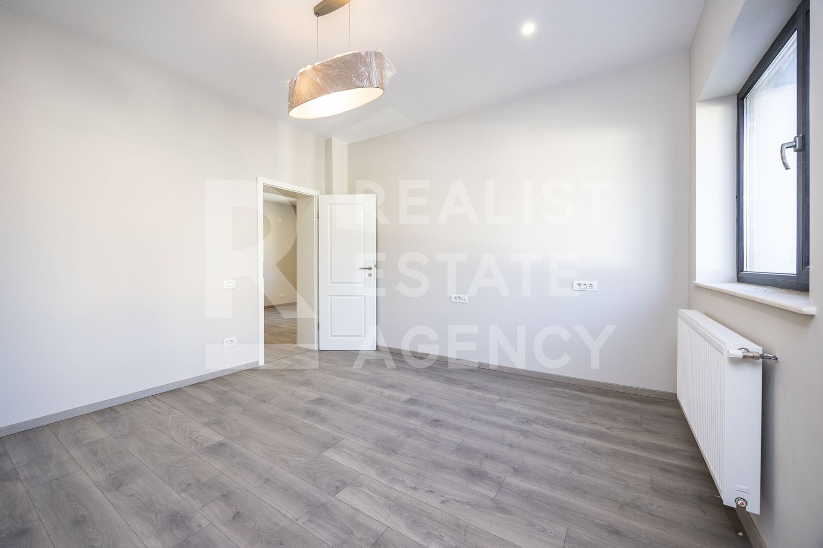 Chirie, casă, 8 camere, zona 1 Mai, București - Poză 29