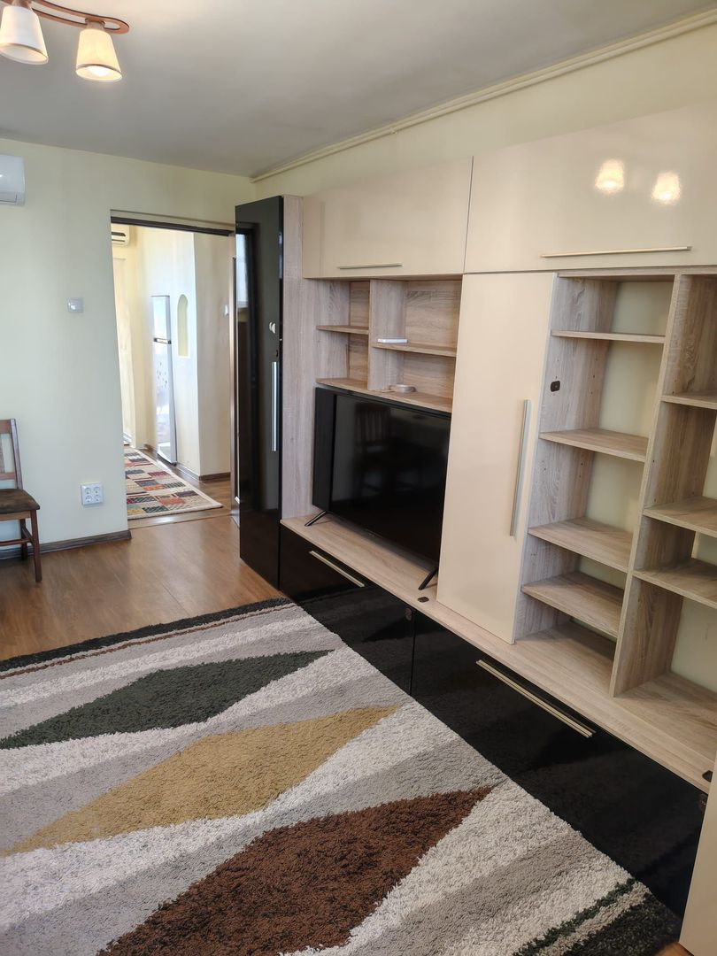 Vanzare Apartament 2 camere 48 mp, renovat, mobilat, 2 min metrou Romancierilor - Poză 6