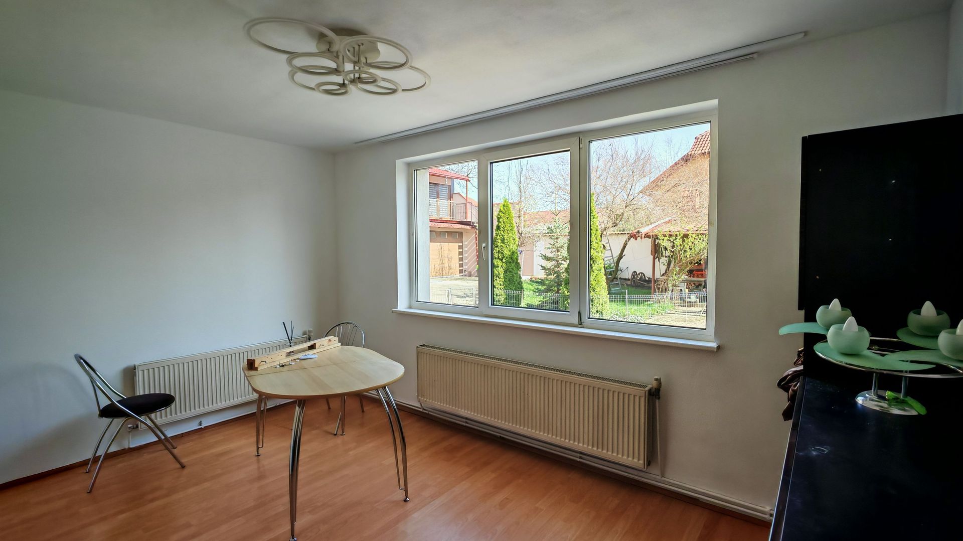 Apartament in vila,Bartolomeu,120 mp,3 camere,Spatiu depozitare 50mp - Poză 3