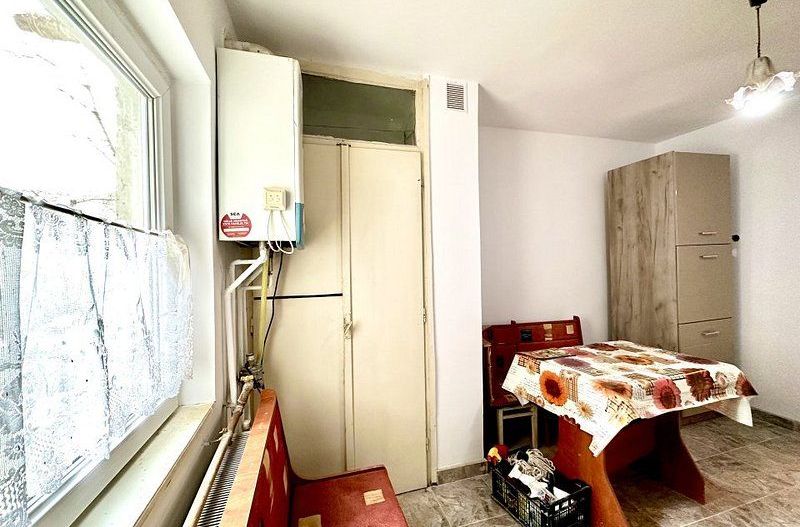 Apartament cu 4 camere zona Aradului - Poză 5