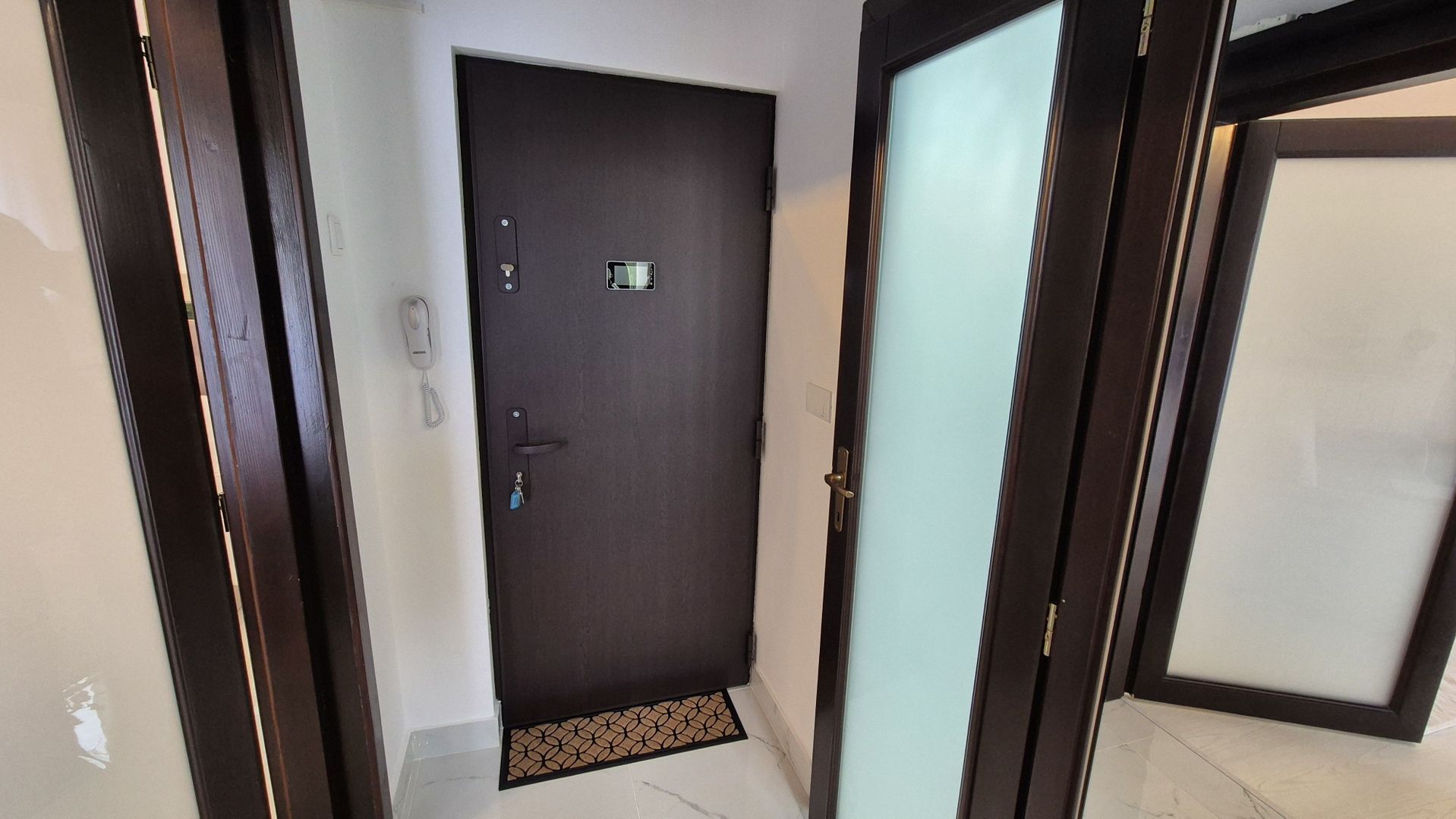 Garsonieră Modernă și Elegantă - Magheru - Romana - Poză 11