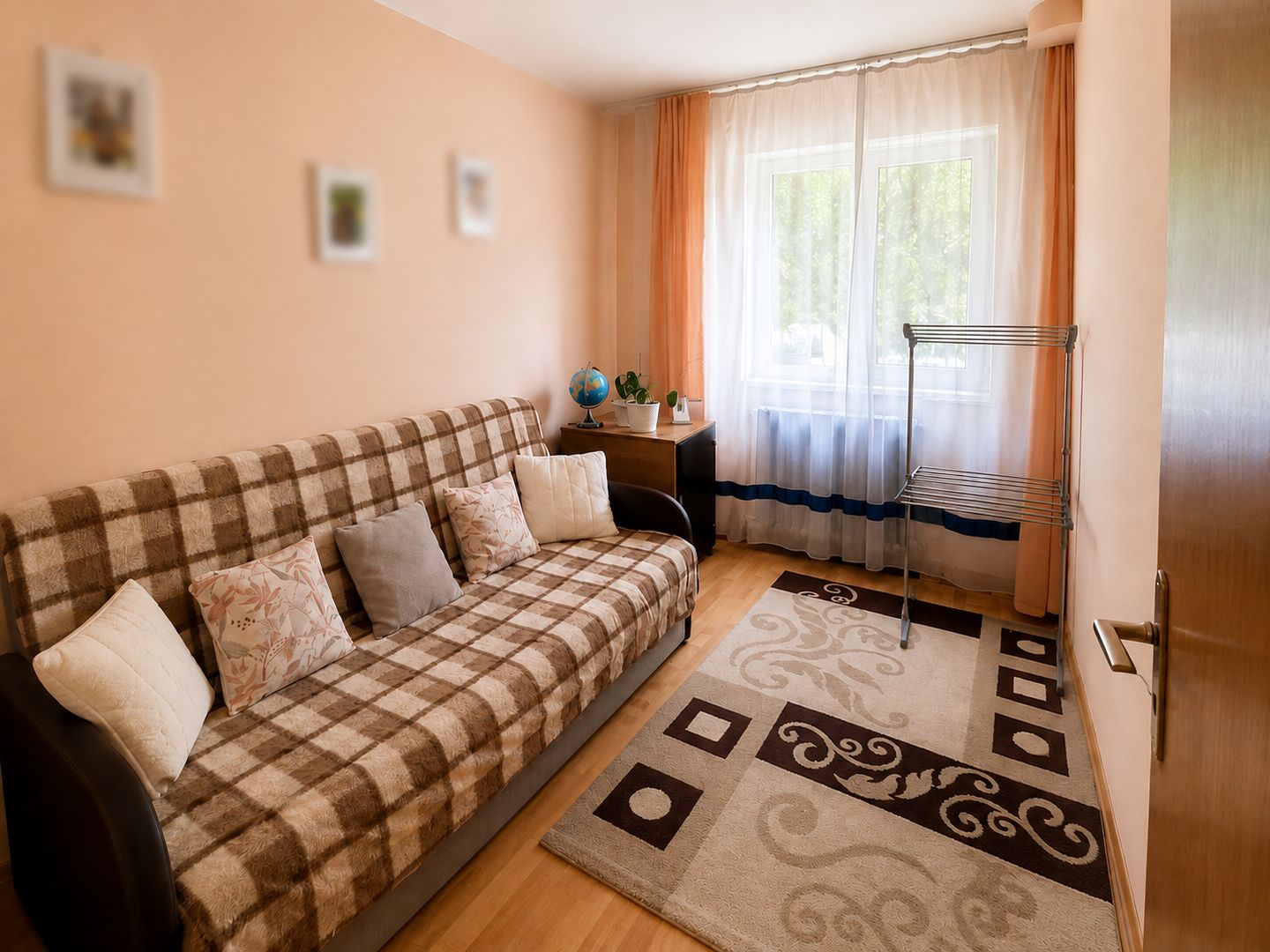 Apartament 3 camere, 63 mp, logie și boxă - Poză 7