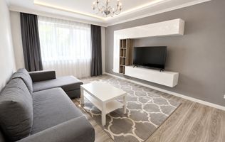 Comision 0% Apartament cu 3 camere decomandat, 65 mp, Intre Lacuri