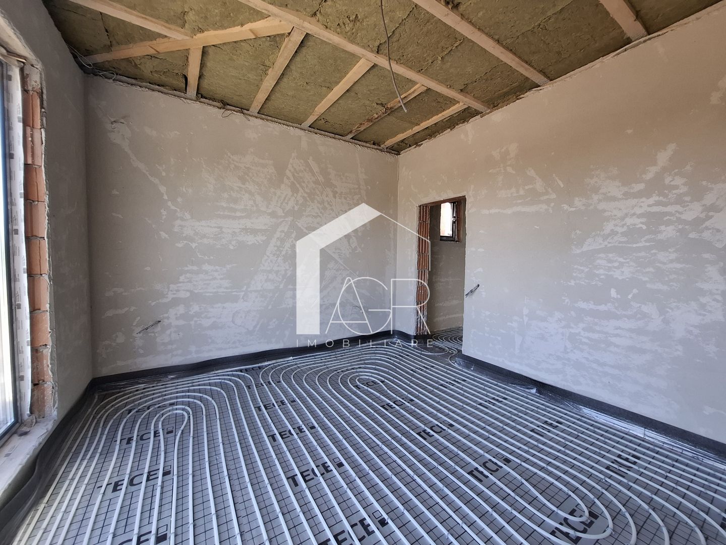 Casa cu 4 camere de vanzare, Baicoi - Poză 7