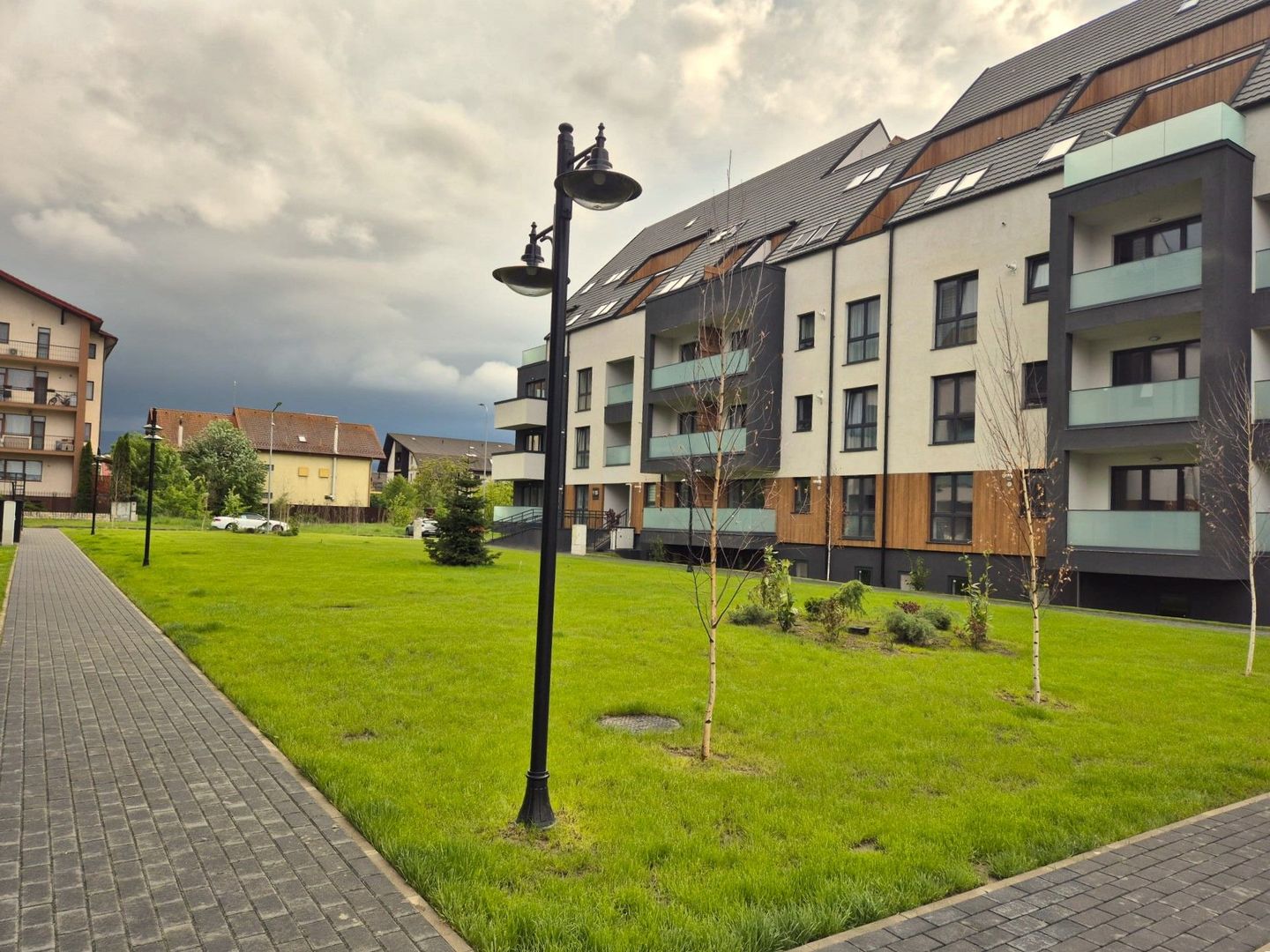 Apartament decomandat la prima inchiriere, ideal pentru un cuplu. - Poză 19