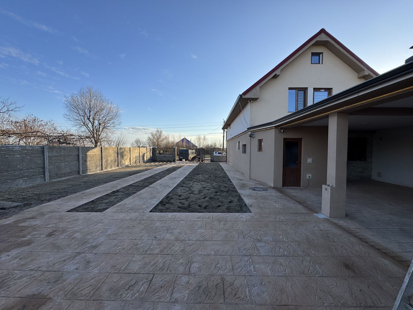 Casa Individuala Sanandrei,P+M,4 Camere,Terasa Acoperita,Teren Generos,Mobilata - Poză 8