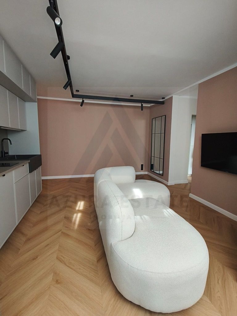 Apartament lux 3 camere prima inchiriere curte proprie zona Hipodrom 2 - Poză 2