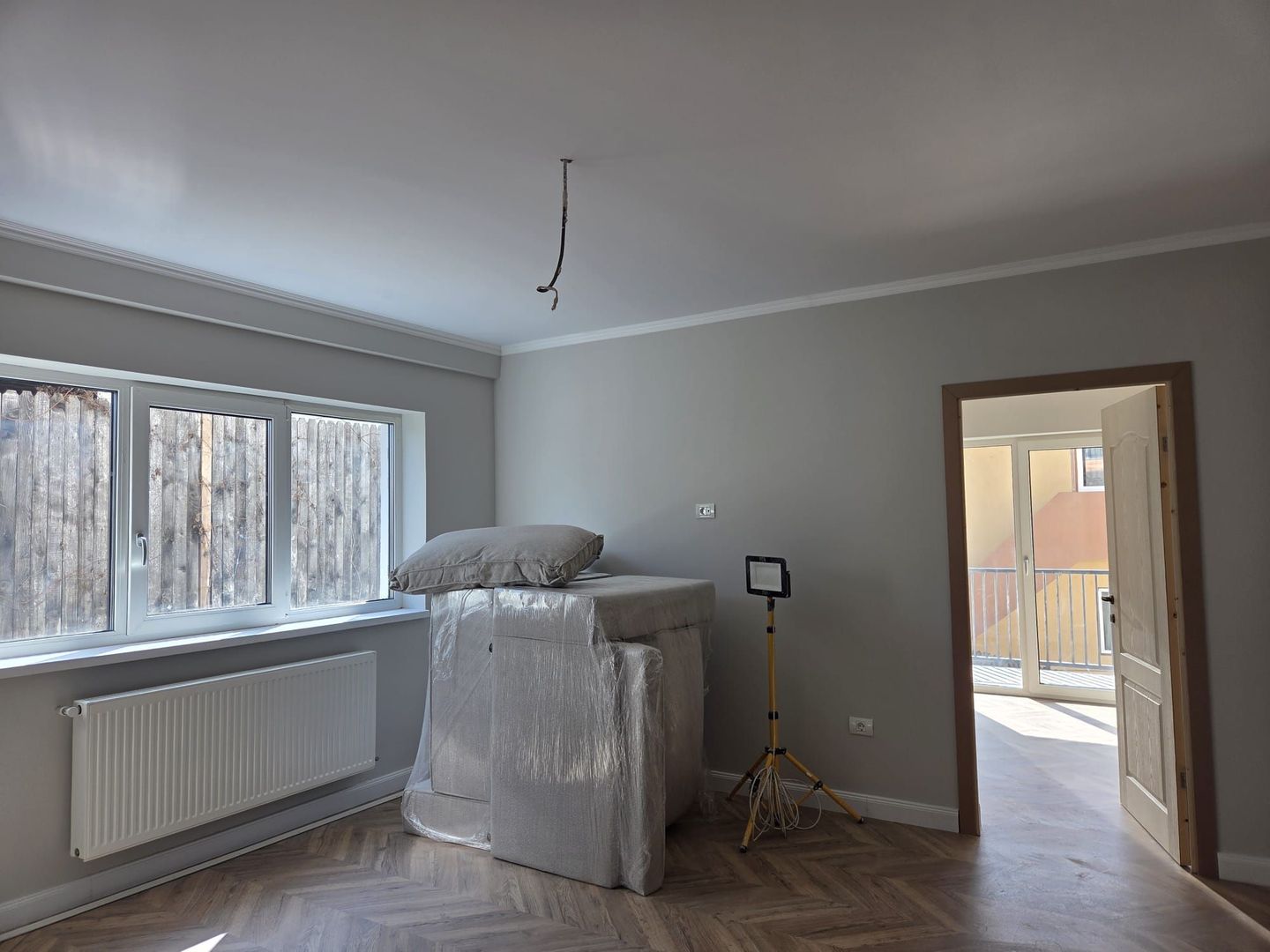 Apartament de vanzare 2 camere semidecomandat -  zona Bere - Pitesti - Poză 4