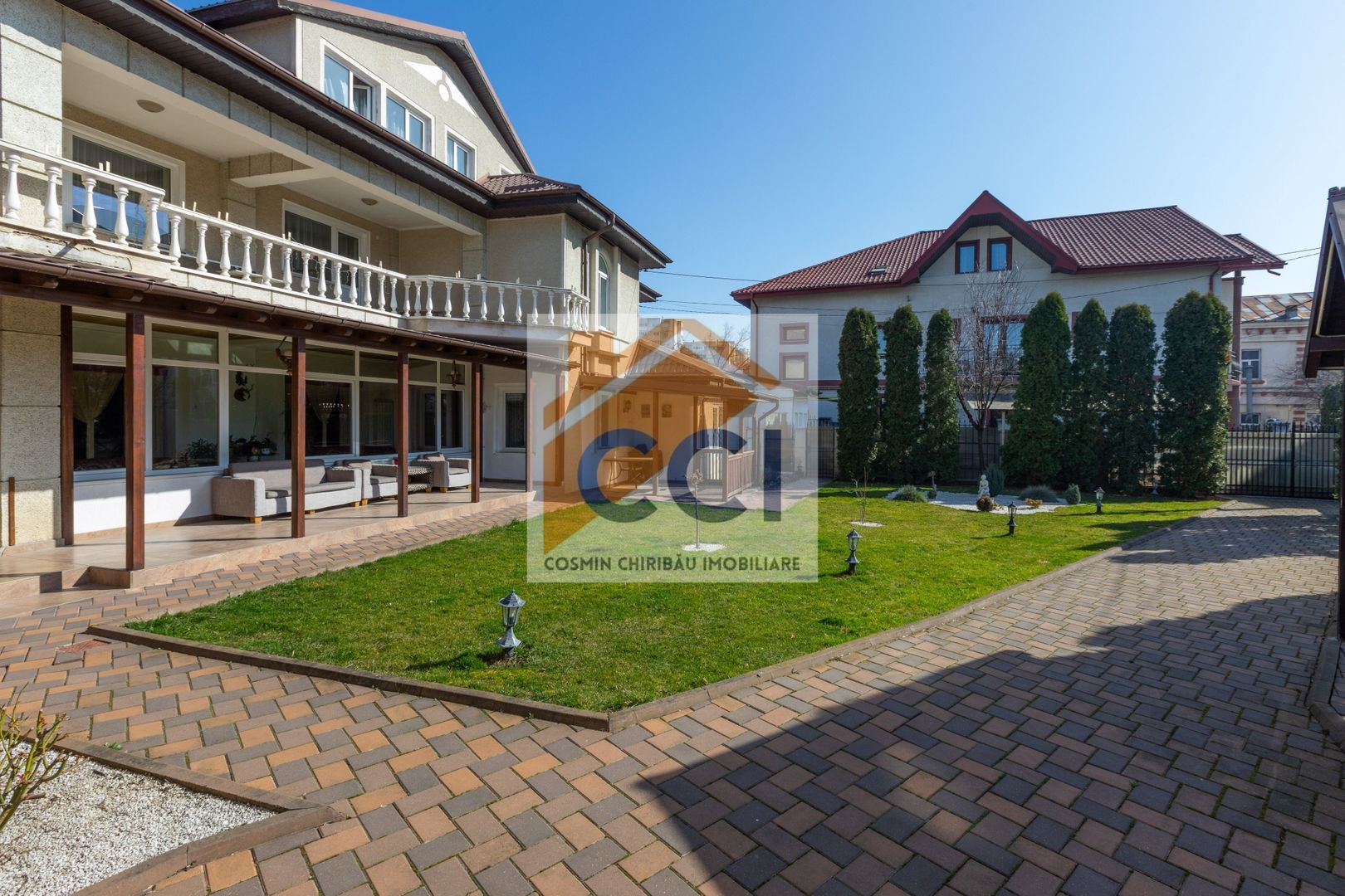 Proprietate exclusivistă ultracentrală -eleganță, spațiu și rafinament - Poză 49