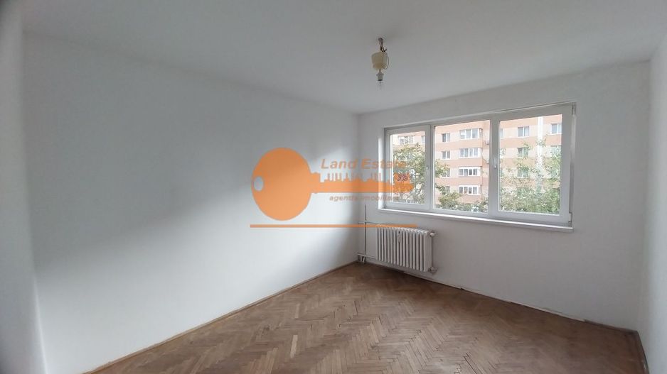 2 camere Crangasi-Constructorilor ( 350 m metrou ) - Poză 3