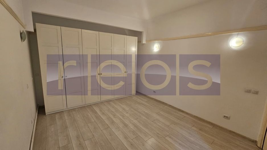 INCHIRIERE APARTAMENT ÎN VILĂ INTERBELICĂ – 5 CAMERE, ZONĂ CENTRALĂ - Poză 4