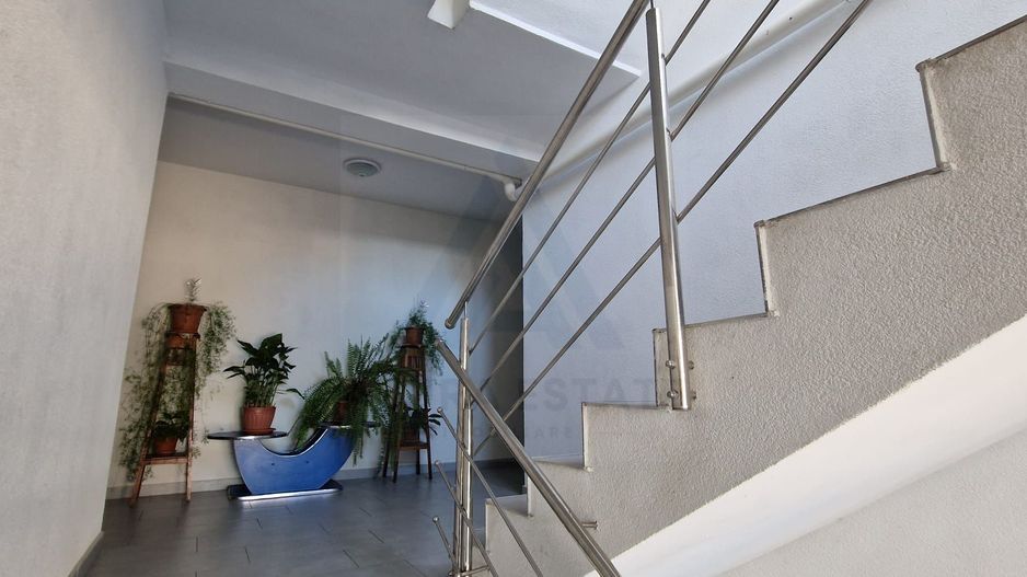 Apartament premium 2 camere balcon generos si parcare pe Dna Stanca - Poză 9