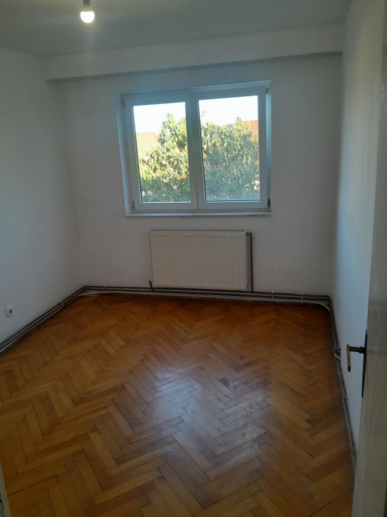BRASADAS vinde ap 2cam 14 Mai etaj 2. - Poză 8