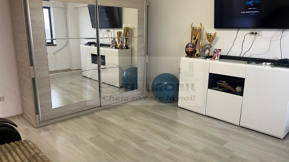 Apartament 2 camere Platou Galata - 420 EURO - Poză 6