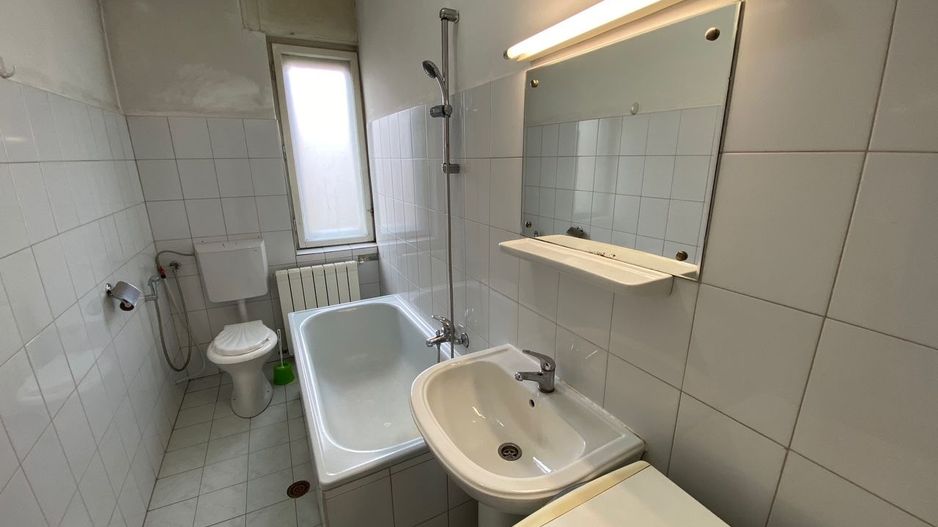 Apartament zona Medicina - Poză 8