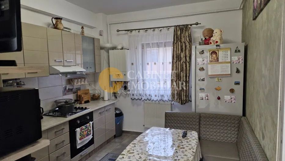 2 camere decomandat - 58 mp - Etaj 3/4 - Vișoianu - Poză 1