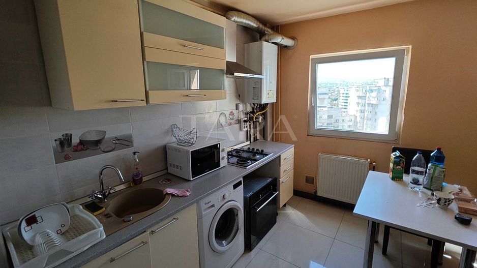Apartament cu 2 camere decomandate, panoramă deosebită, zona Cinema Mă - Poză 3