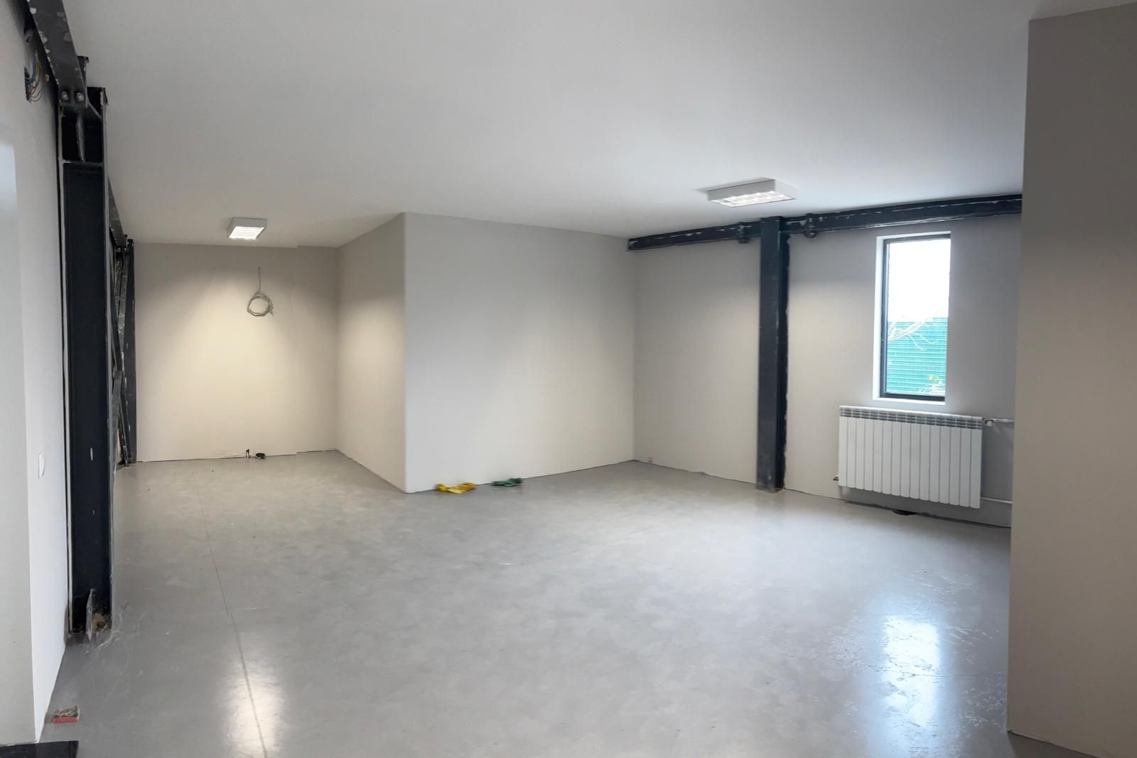 Hala in Ciolpani - Poză 4