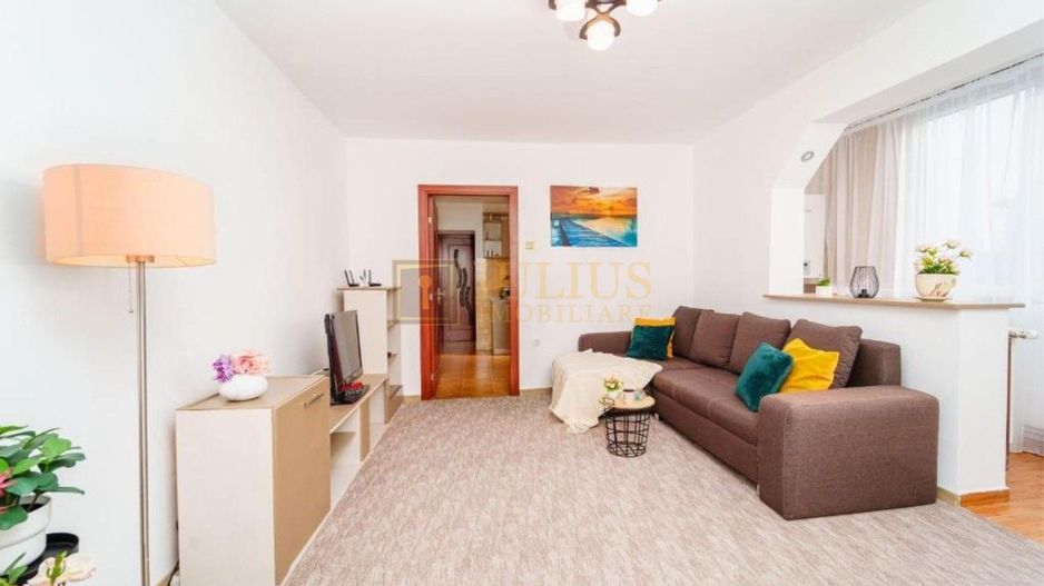 3 camere| 2 dormitoare| 2 bai| centrala proprie| apartament frumos| - Poză 1