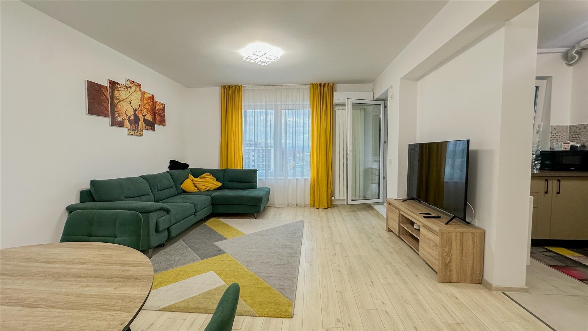 Apartament 2 camere | Tractorul Coresi | Parcare inclusa - Poză 1