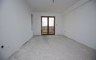 Preț redus 10000 Eur | Vila Moravia, 3 dormitoare, 3 băi, teren 450 mp, Pecica - Poză 4