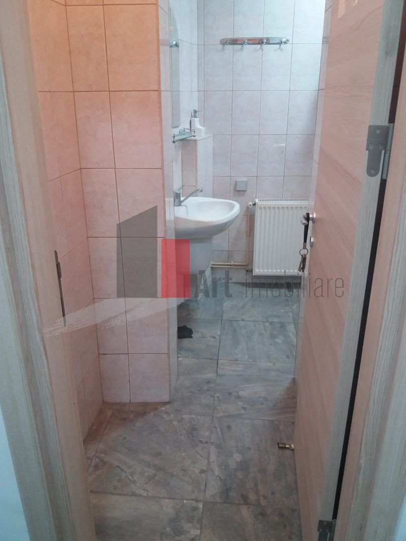 Apartament de 4 camere in vila - Poză 10