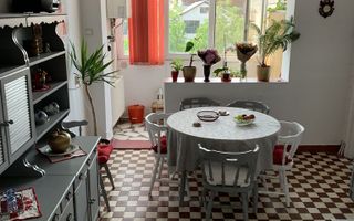 Apartament 3 camere Grui, 125 mp, garaj și boxă, zonă liniștită. - Poză 1