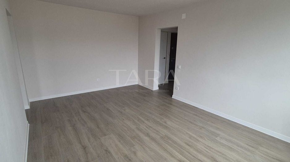 Apartament renovat cu 2 camere în Gheorgheni, zona Albac. - Poză 3