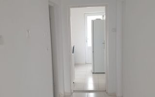 Casă cu 2 camere de închiriat în Cantemir, Iași - Poză 6