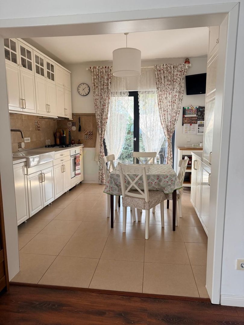 Casă modernă de vânzare în Tunari – Jacuzzi | Foisor | Panouri solare - Poză 15