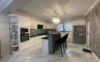 Casa Zona Liceului Pedagogic - Poză 3