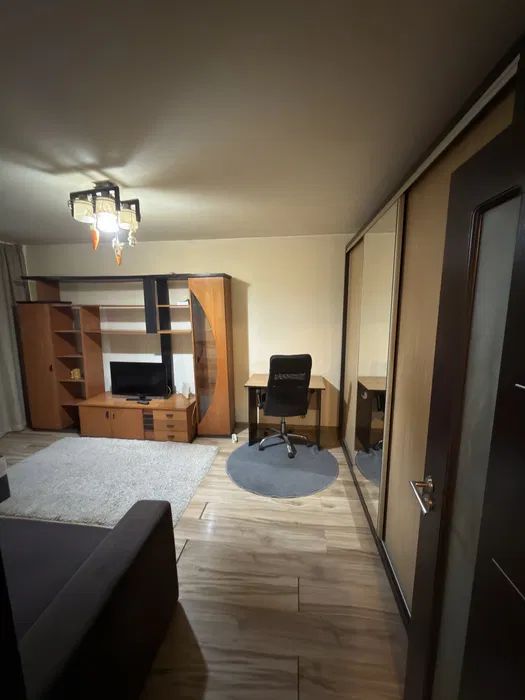 GARSONIERĂ MOBILATĂ SECTOR 6 - Poză 3