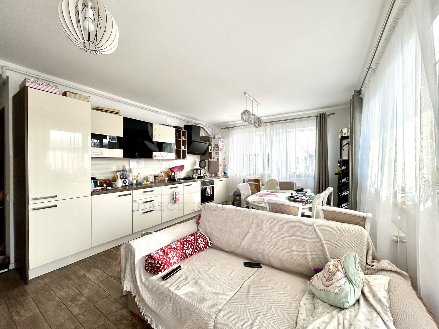 Apartament la cheie / 73 mp / Zona Terra / Floresti - Poză 1